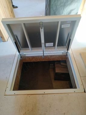 Напольный люк Самоподъемный Невидимка уголок 1000*1200 Напольный люк Самоподъемный Невидимка уголок 1000*1200